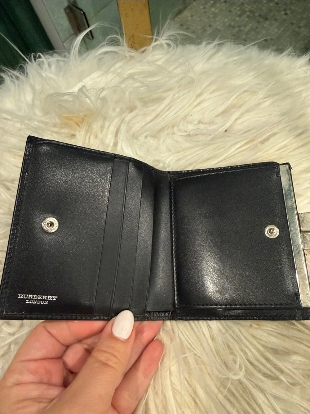Burberry House Check Kiss-Lock Wallet